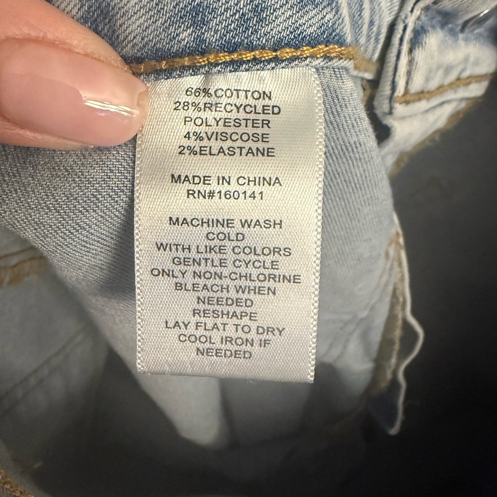 Frye Light Wash Cropped Straight-Leg Jeans | Size 28 - Picture 5 of 6